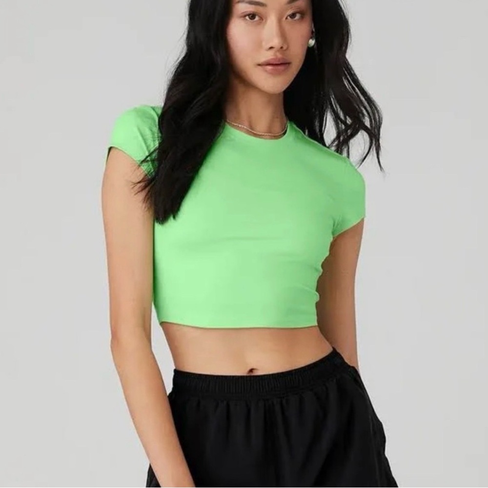 Alo Yoga Finesse Crop T-Shirt